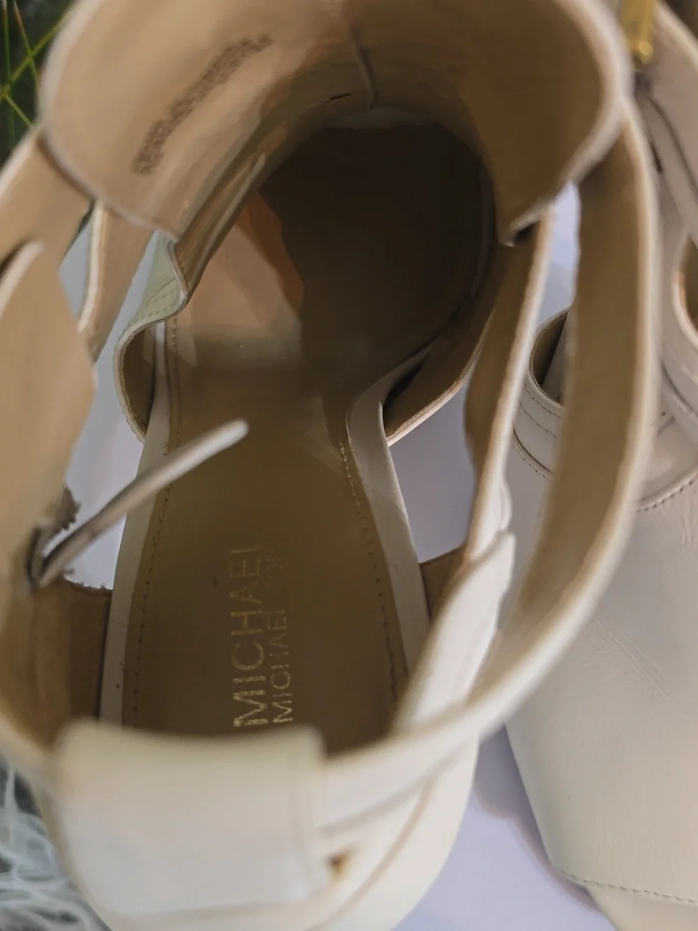 Michael Kors Beige Leather Peep Toe Bootie Heels Size 7 Strappy 4” Heel EUC - Picture 11 of 11